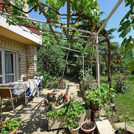 Irena Apartment Novi Vinodolski
